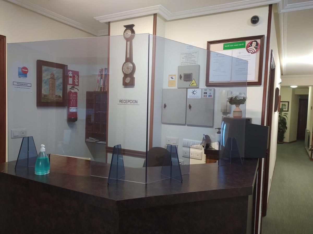 Hostal Palas La Coruña Esterno foto