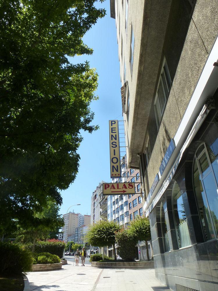 Hostal Palas La Coruña Esterno foto