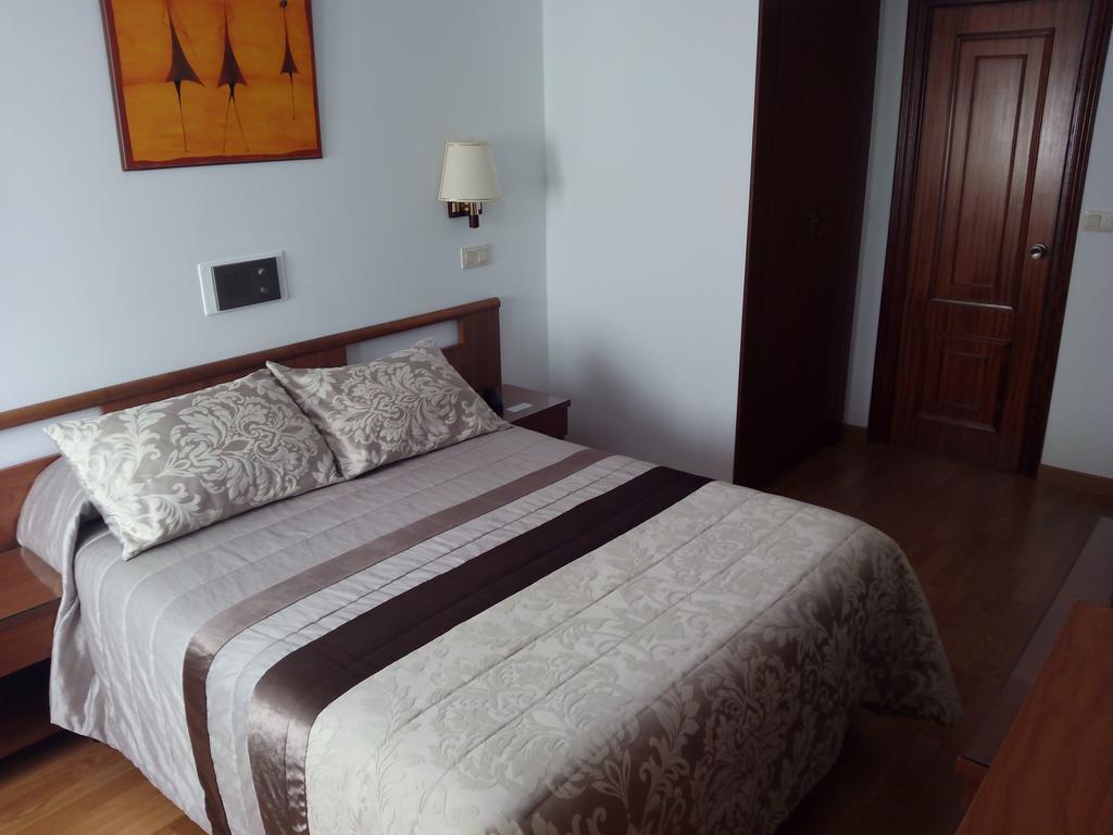 Hostal Palas La Coruña Esterno foto