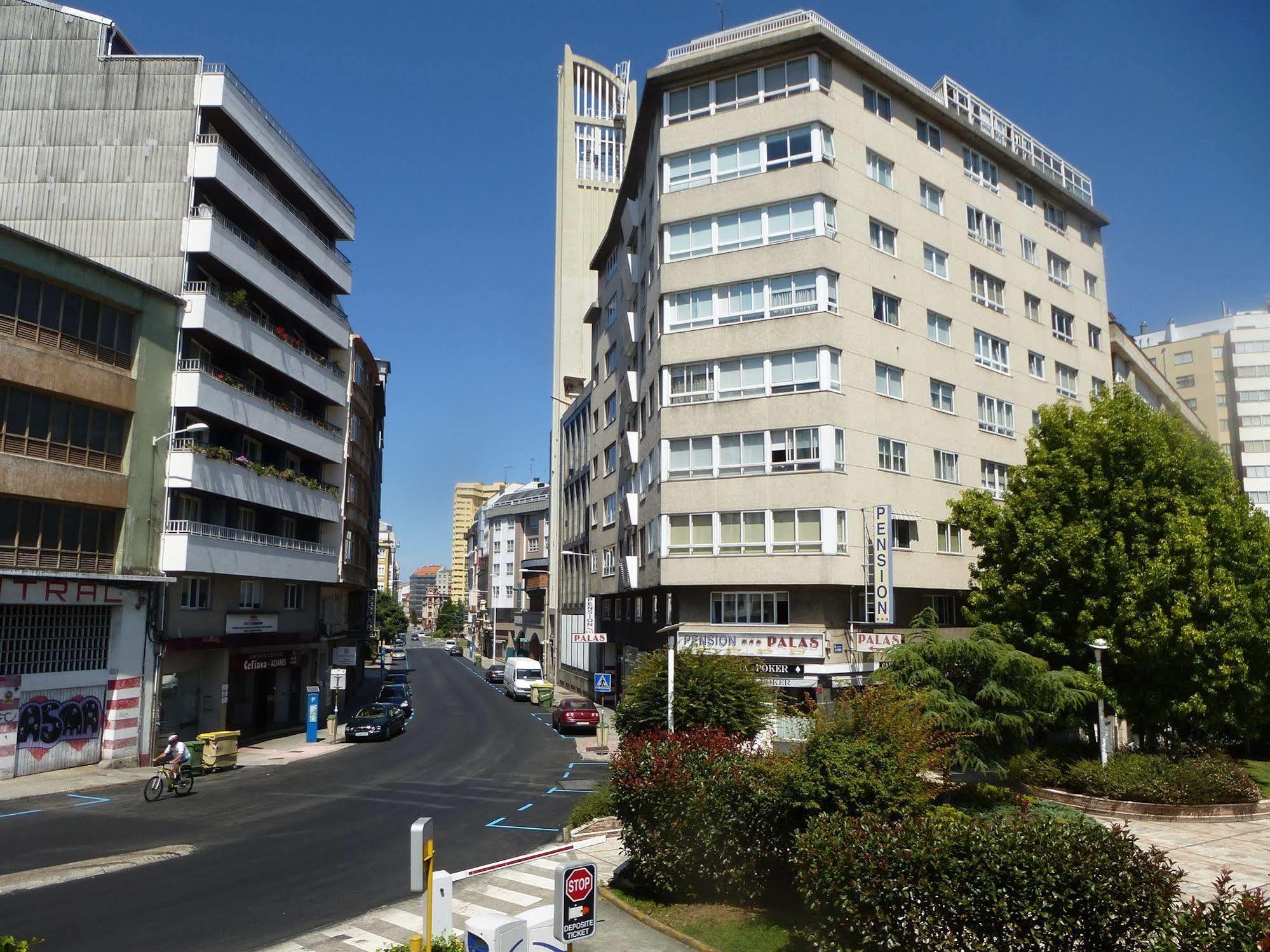 Hostal Palas La Coruña Esterno foto
