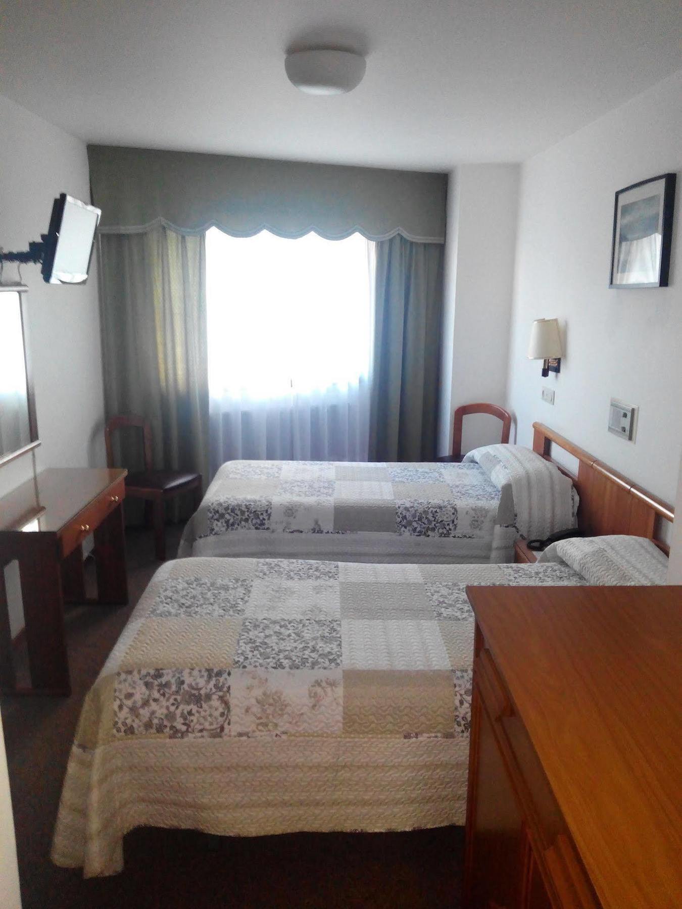 Hostal Palas La Coruña Esterno foto