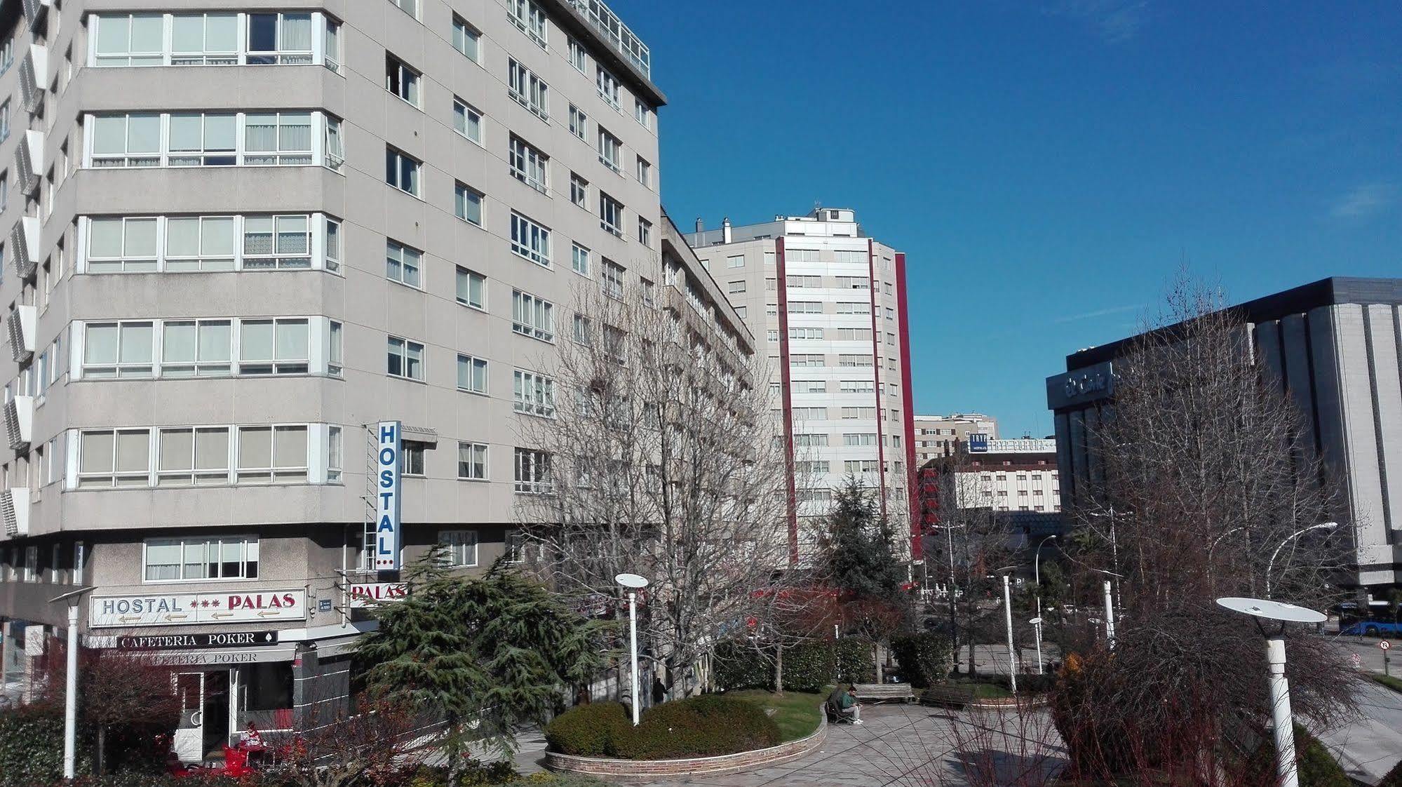 Hostal Palas La Coruña Esterno foto